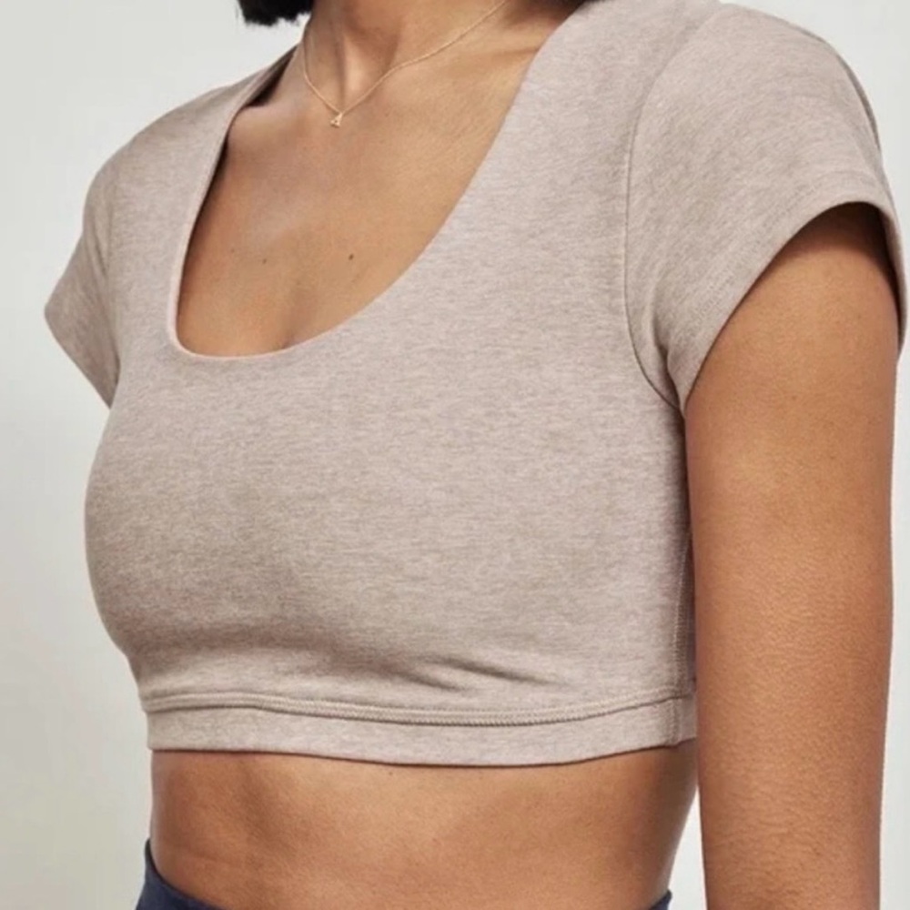 Beyond yoga what’s the scoop bra / tee light pink size S